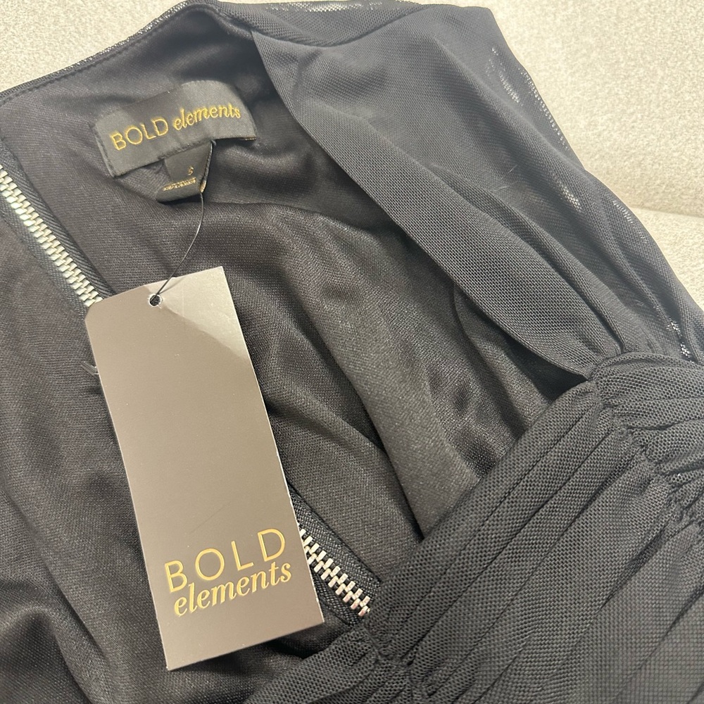 BOLD elements Black Midi Dress